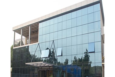 集裝箱做的辦公樓，辦公環(huán)境美美的！